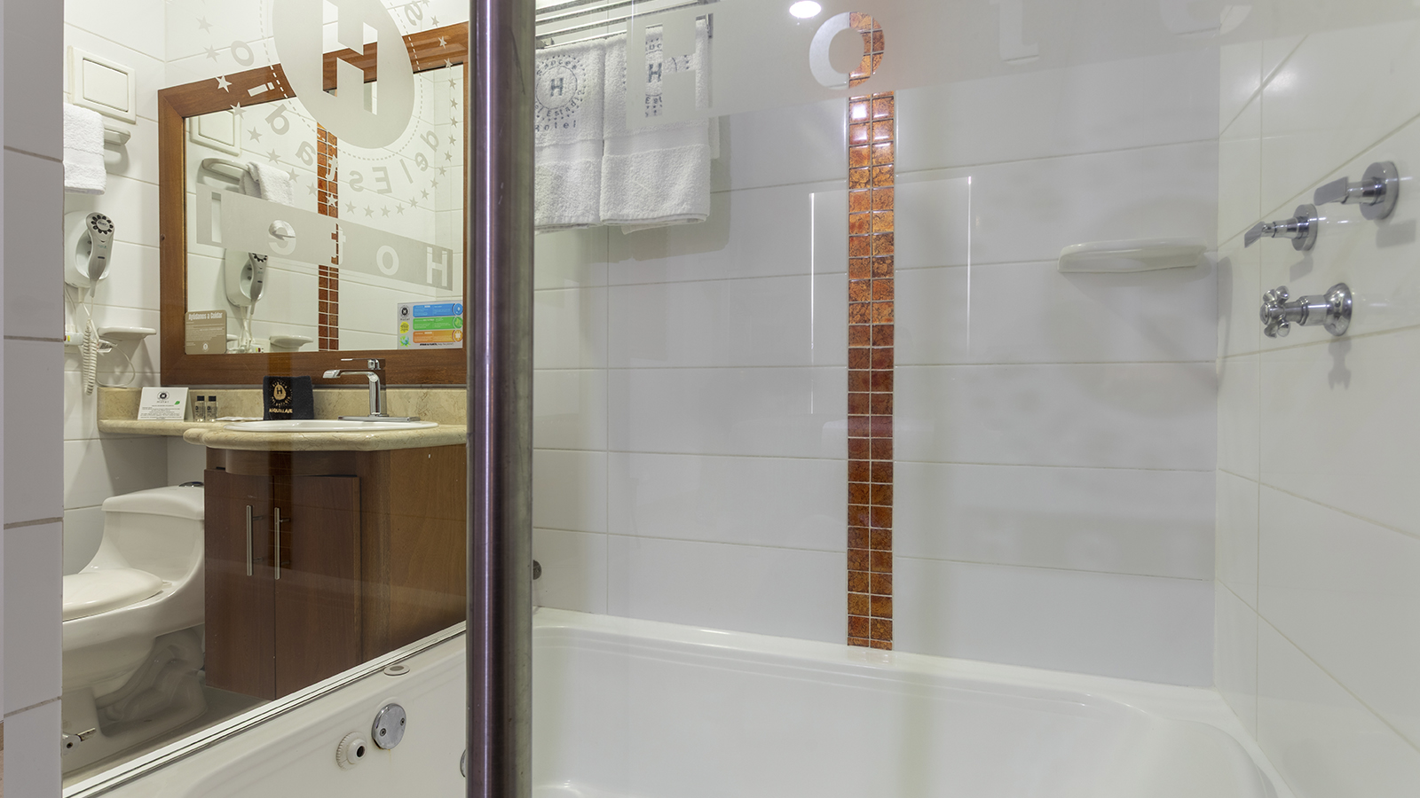 ESTANDAR BAÑERA ESCRITORIO 3