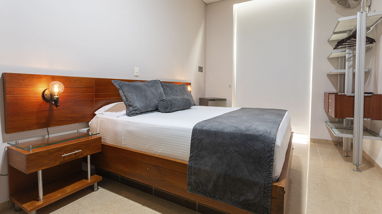 ESTANDAR ESCRITORIO 1